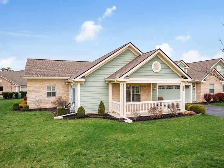 Property Photo:  90 Glen Mawr Circle  OH 43015 