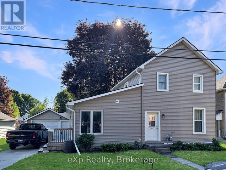Property Photo: 370 6th Avenue ON N4N 2E9