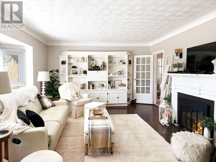 Property Photo: 190 First Street Louth Street ON L2S 0A6