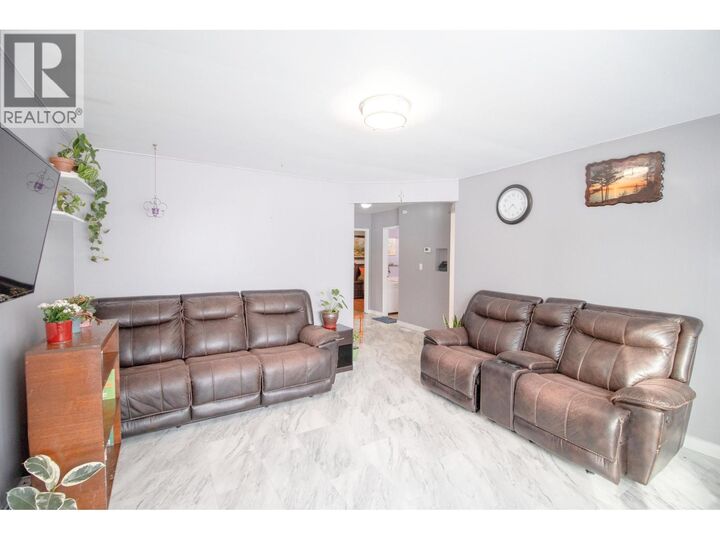 Property Photo:  10220 96 Avenue  BC V1J 1L4 