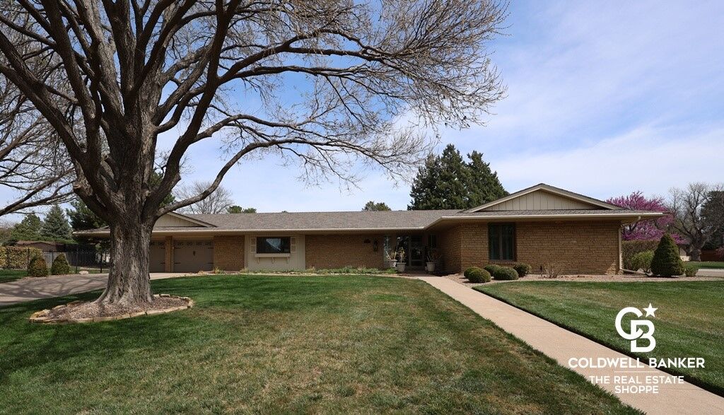 Property Photo:  1105 Mockingbird Lane  KS 67846 