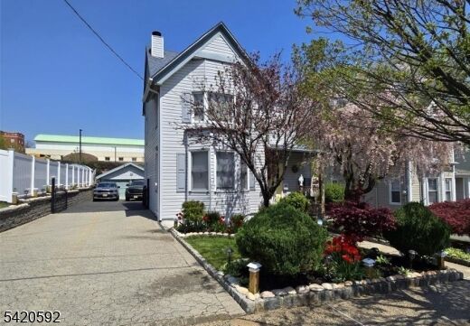 Property Photo:  22 Church St  NJ 07110 