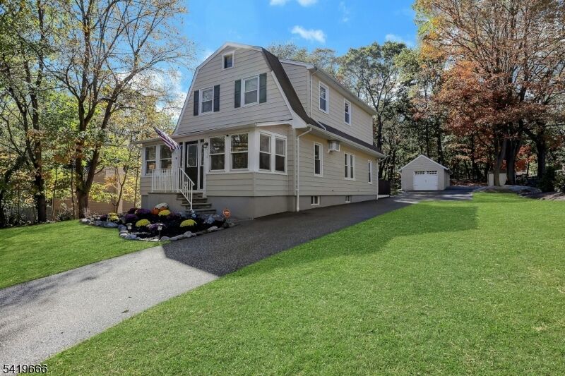 Property Photo:  172 Yawpo Ave  NJ 07436 