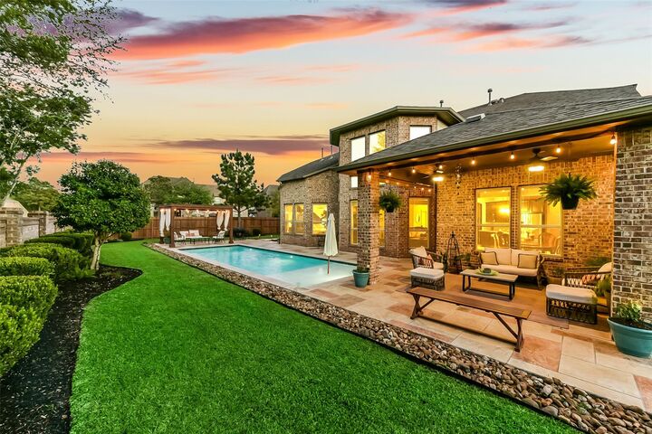 Property Photo:  16102 Cottage Timbers Court  TX 77044 