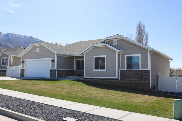 Property Photo:  1381 W 3225 S  UT 84302 