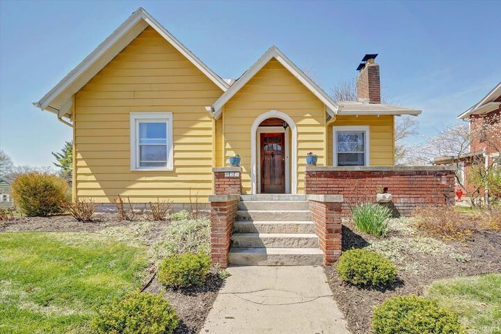 Property Photo:  824 S Park Avenue  IN 47401-4955 