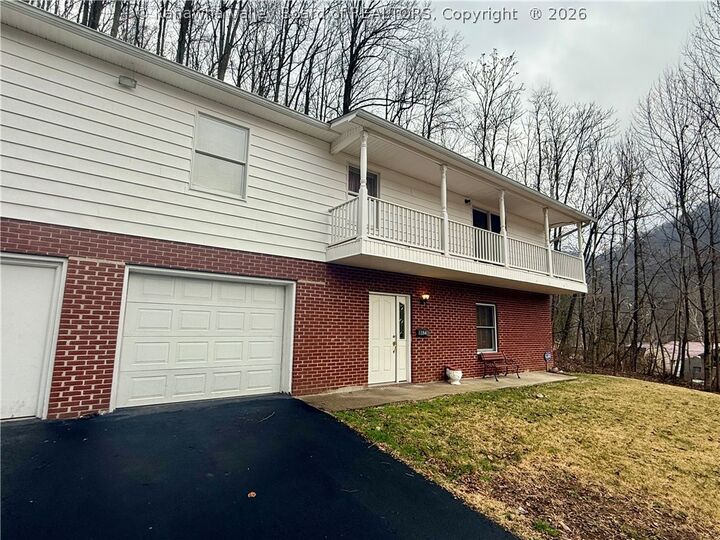 Property Photo:  184 Bull Hollow Road  WV 25606 