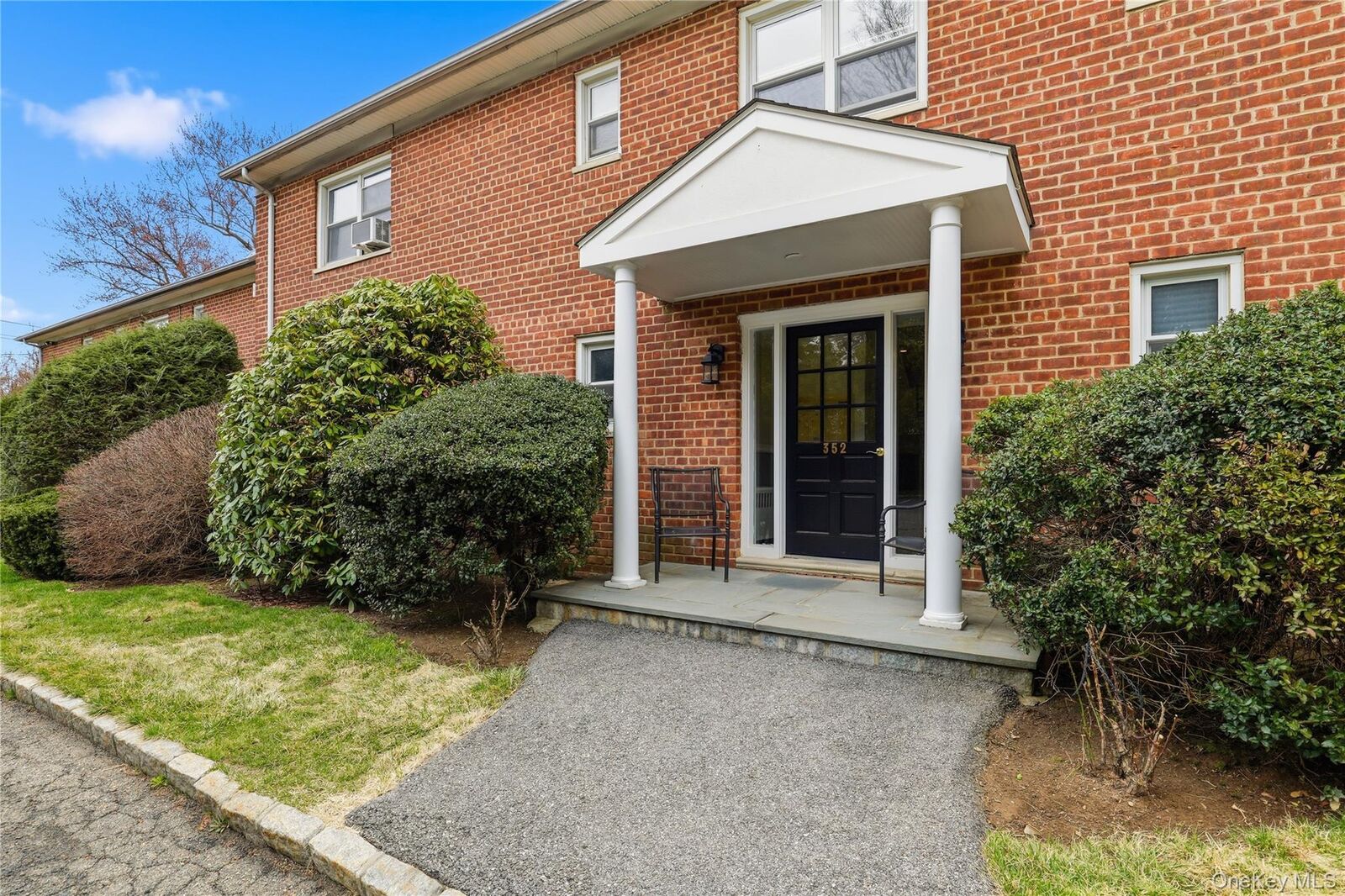 Property Photo: 352 N State Road 1H NY 10510