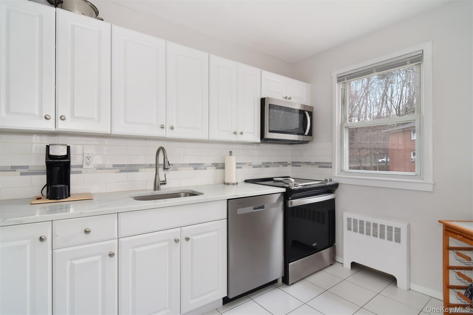 Property Photo:  140 N Broadway C-4  NY 10533 