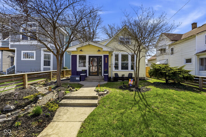 Property Photo:  1431 Pleasant Street  IN 46203 