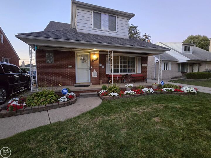 Property Photo:  8053 Virginia Park Street  MI 48015 
