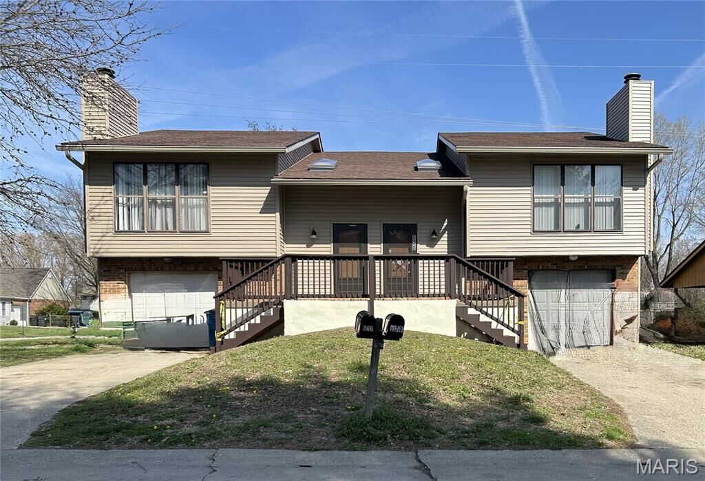 Property Photo:  620 Ganim Drive  IL 62221 
