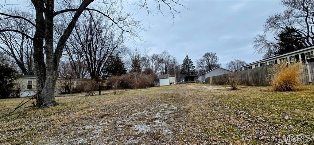 Property Photo:  210 Meadowbrook Drive  IL 62269 