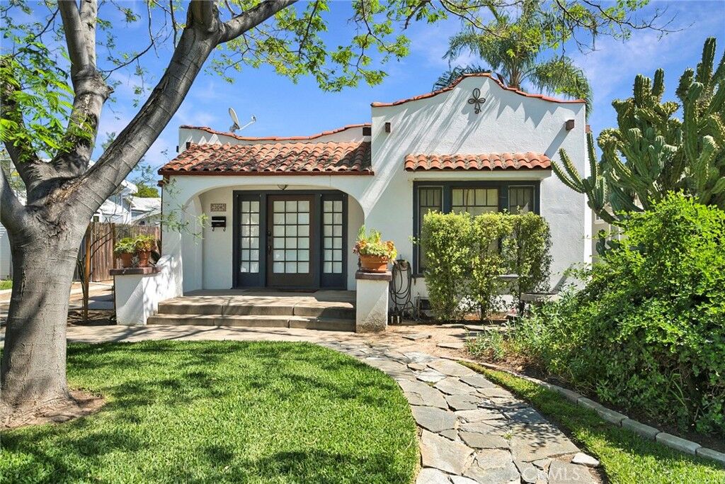 Property Photo:  208 N Cornell Ave  CA 92831 