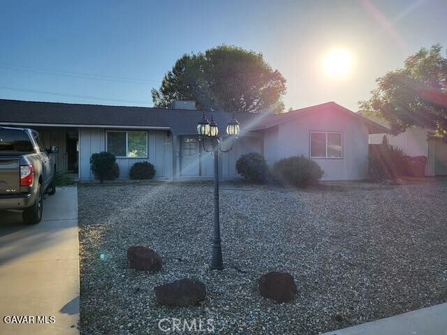 Property Photo:  325 Oak Fair  CA 93309 