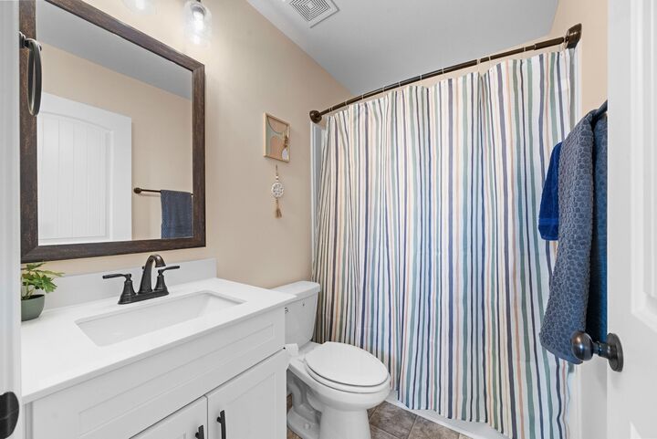 Property Photo:  196 Cameron Ct  TN 37042 