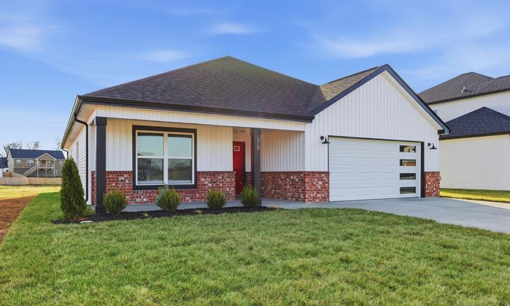 Property Photo:  2677 Brewster Dr  TN 37042 