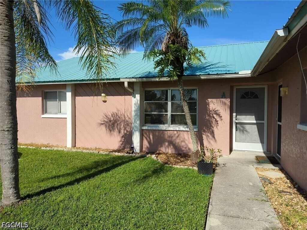 Property Photo:  107 SW 16th Terrace A  FL 33991 
