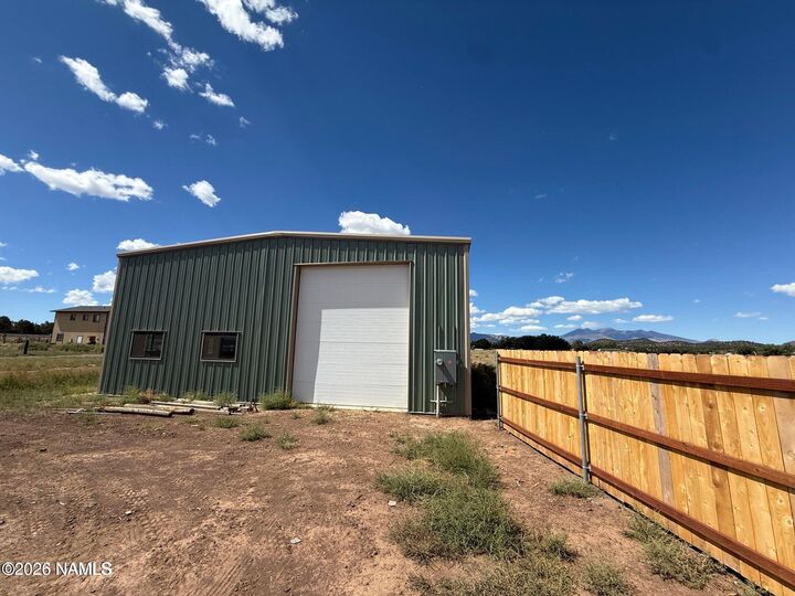 Property Photo:  4810 N Durango Way  AZ 86004 