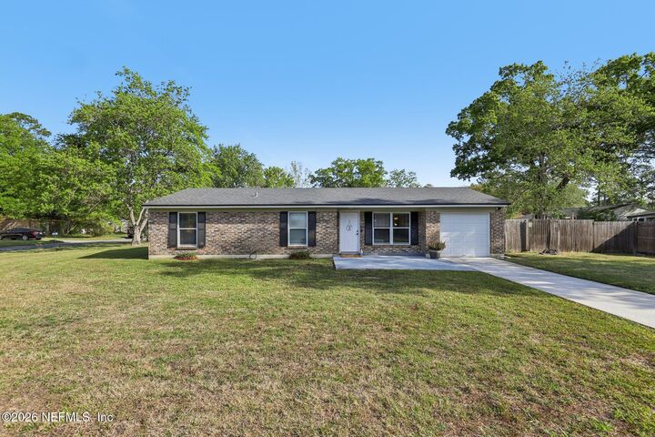 Property Photo:  1653 Mary Beth Drive  FL 32068 