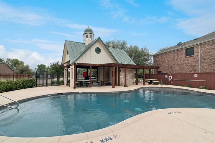 Property Photo:  1105 Peach Tree Lane  TX 75409 