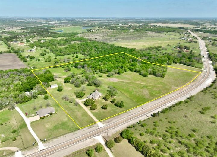 Property Photo: 6239 Fm 879 TX 75119