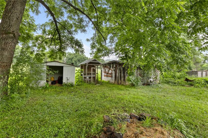 Property Photo:  160 S Oklahoma Street  AR 72675 