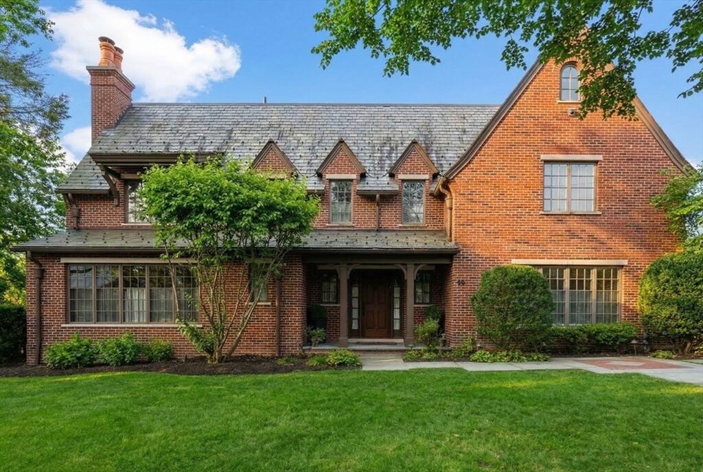 Property Photo:  66 Montrose St  MA 02458 