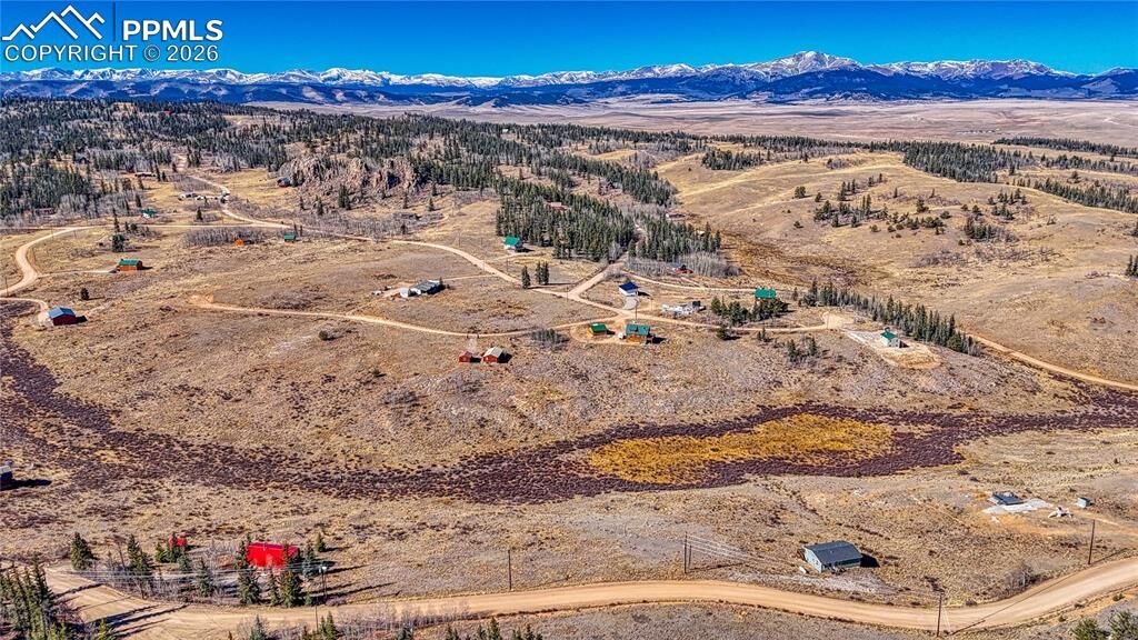 Property Photo:  679 Apache Trail  CO 80432 