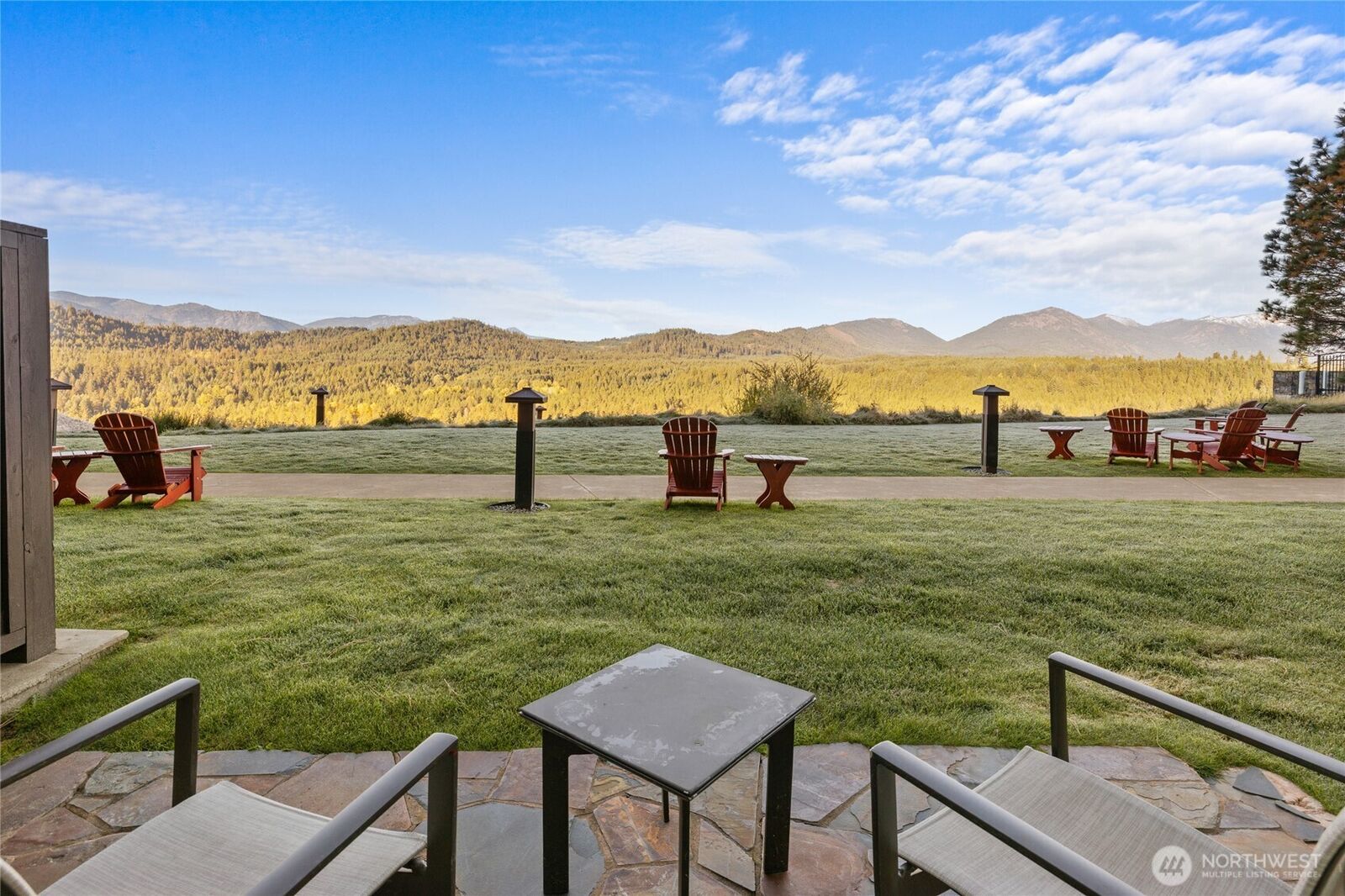 Property Photo: 3600 Suncadia Trail 1137 WA 98922