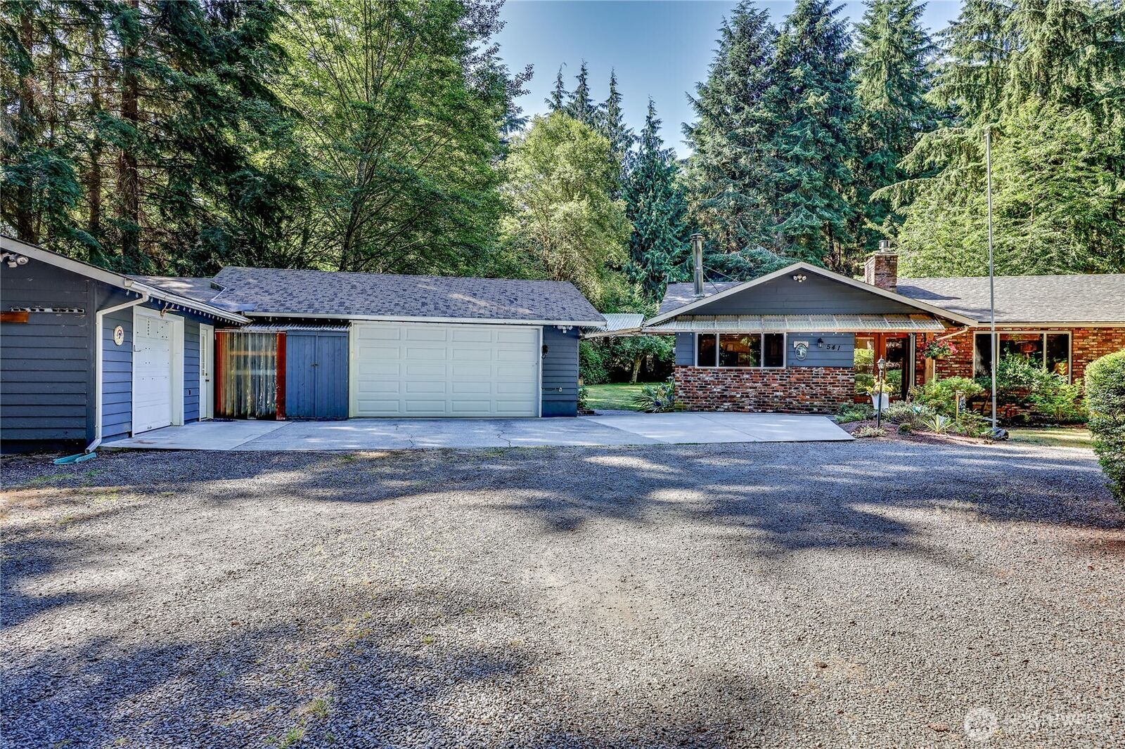 Property Photo:  541  Surfcrest Place NE  WA 98370 