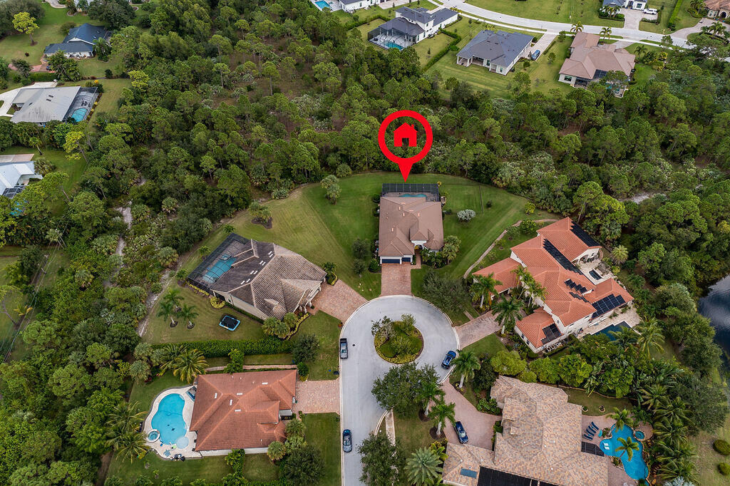Property Photo: 460 SW Sea Green Street FL 34990