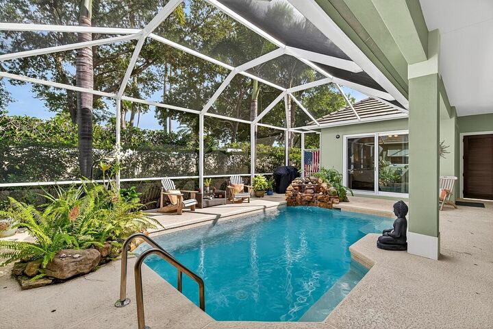 Property Photo:  2116 Autumn Lane  FL 32963 