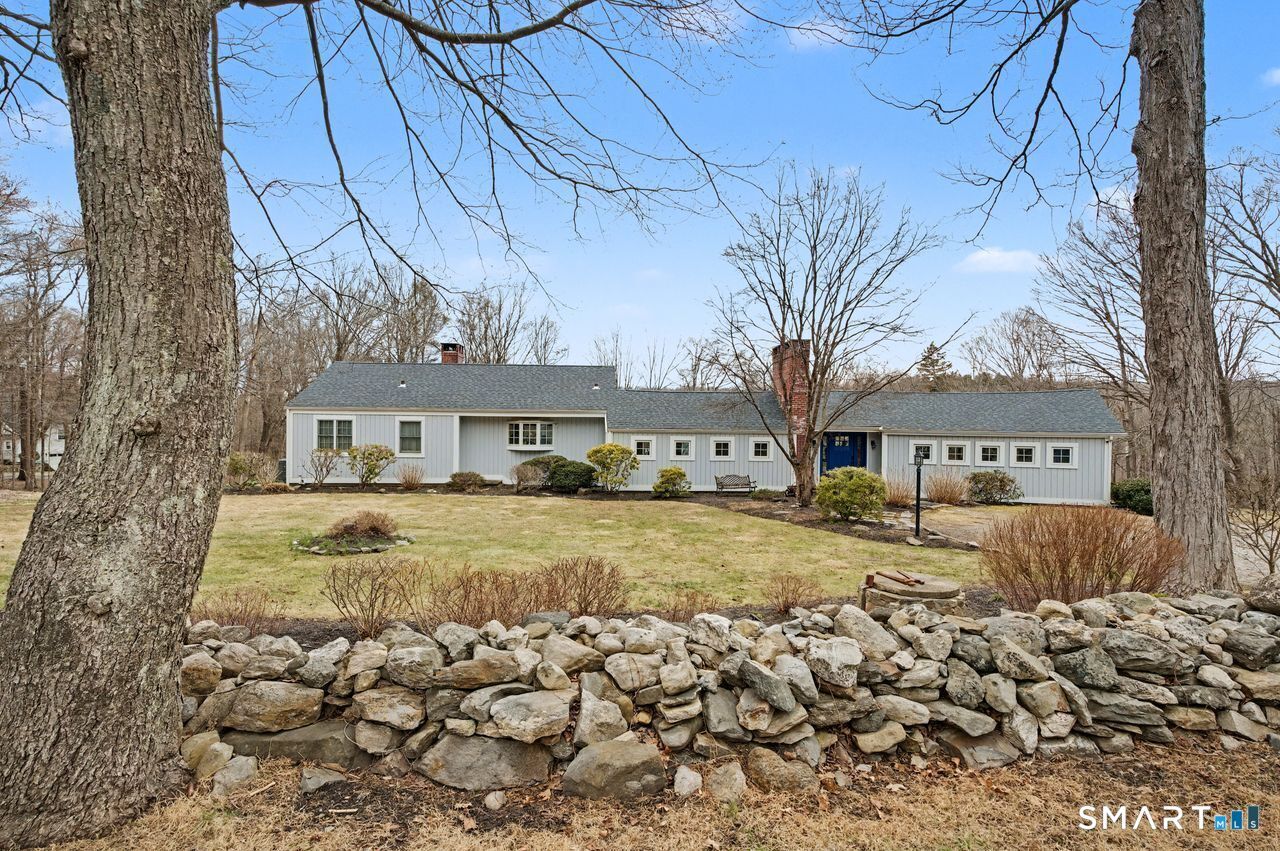 Property Photo:  101 Sport Hill Road  CT 06896 