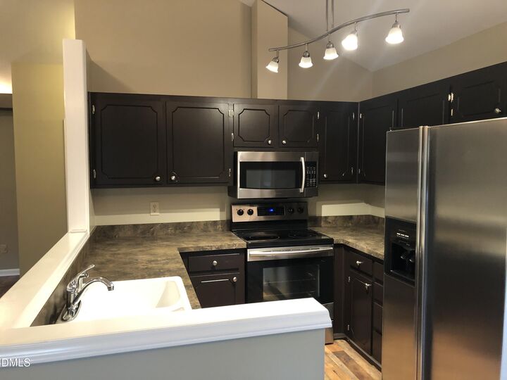 Property Photo:  3345 Mill Run  NC 27612 