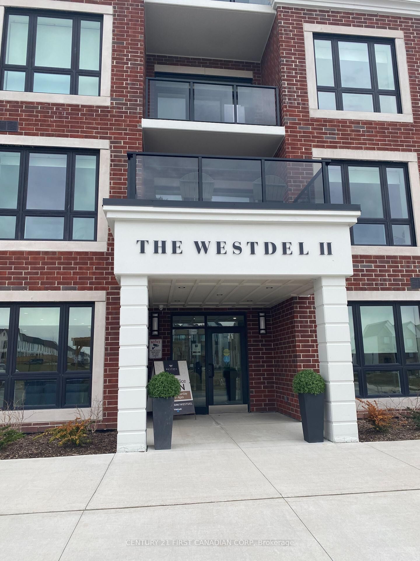 Property Photo:  1560 Upper West Avenue 201  ON N6K 0M4 