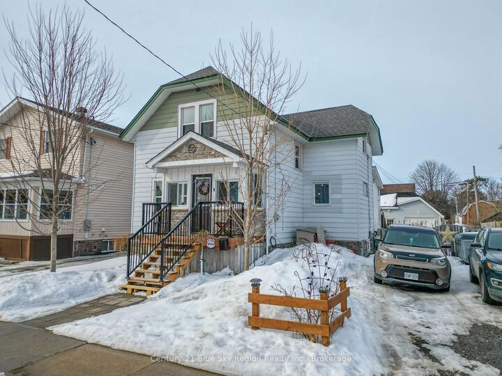 Photo de la propriété:  127 Fifth Avenue E  ON P1B 1N5 