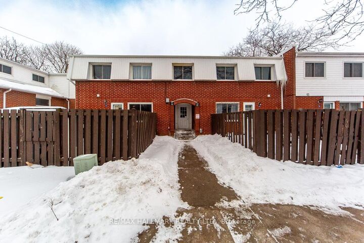 Property Photo: 1010 Glen Street 41 ON L1J 6J2