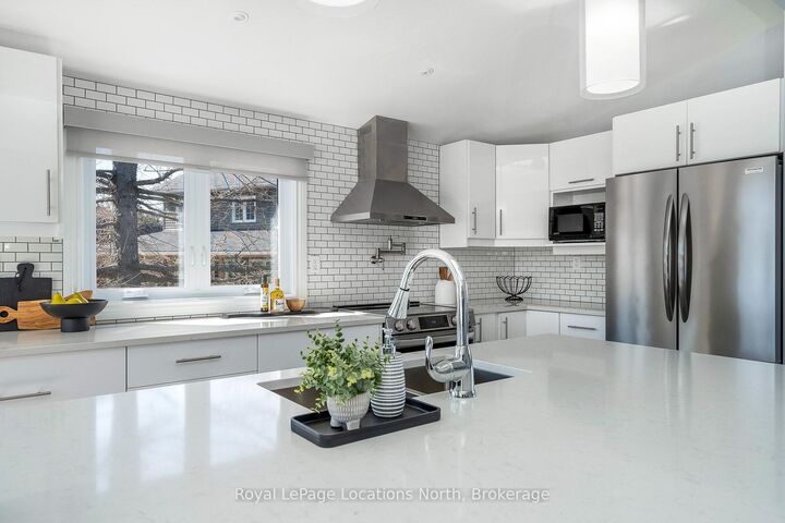 Property Photo: 129 Scandia Lane ON N0H 2E0