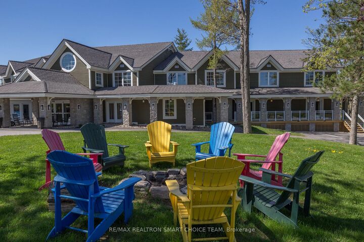 1869 Muskoka 118 Road W L204-C1 — photo 1