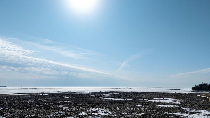 Property Photo:  1208 Sunset Drive  ON N0H 2T0 