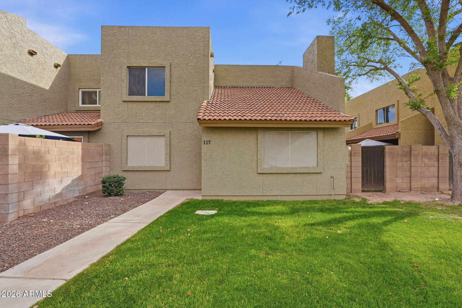 Property Photo:  222 W Brown Road 117  AZ 85201 