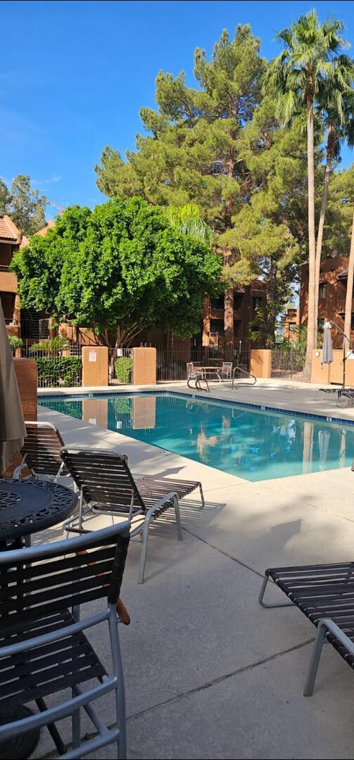 Property Photo:  4704 E Paradise Village Parkway N 121  AZ 85032 