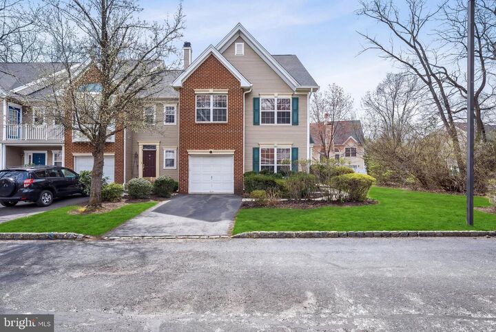 Property Photo:  12 Hopkins Court  NJ 08536 