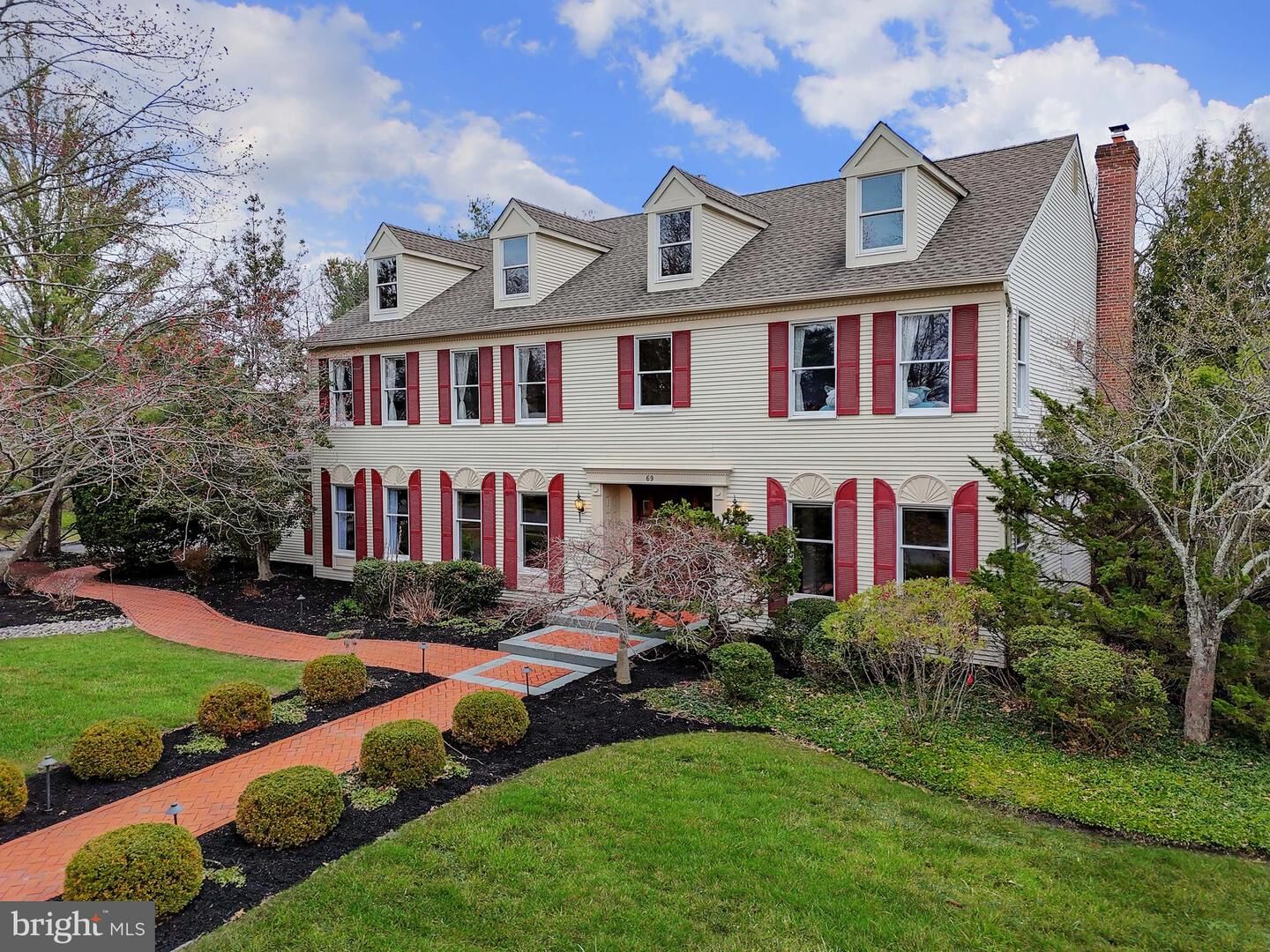 Property Photo:  69 Danville Drive  NJ 08550 