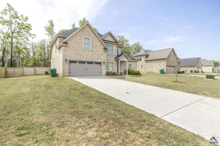 Property Photo:  507 Foster Sydney Court  GA 31005 