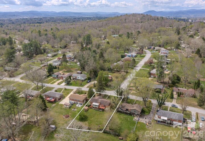 Property Photo:  8 Summit Drive  NC 28704 