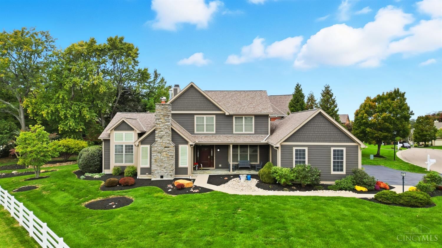 Property Photo:  3667 Carpenters Green Lane  OH 45241 