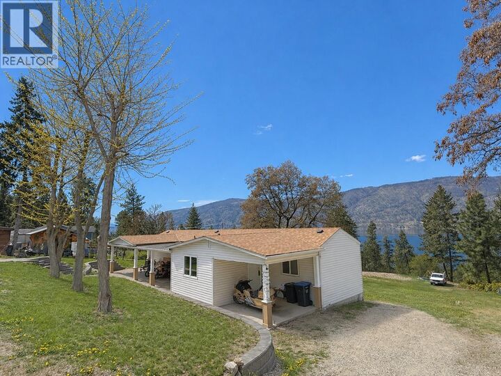 Property Photo: 5574 Stubbs Road BC V4V 1N1