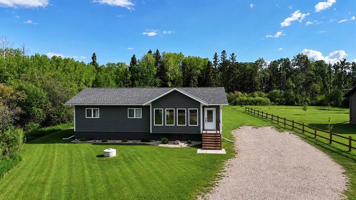 334 Barclay Drive — photo 1